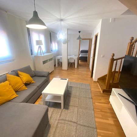 Apartamento Centrico Con Garaje 하카 외부 사진