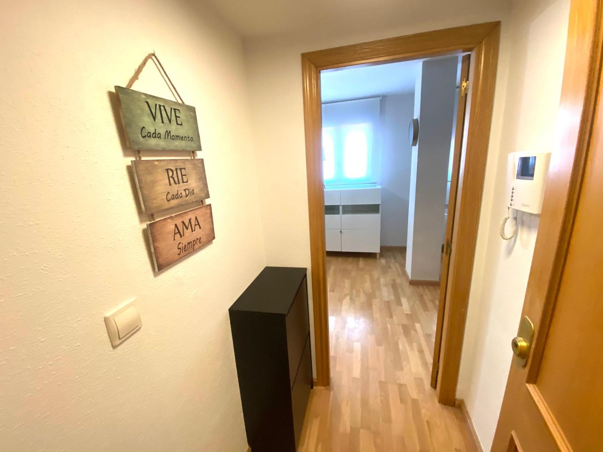 Apartamento Centrico Con Garaje 하카 외부 사진